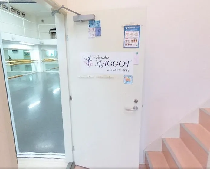 スタジオ入り口